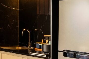 Dapur Minimalis Impian di Carstensz Residence: Perpaduan Gaya dan Fungsi untuk Hunian Modern